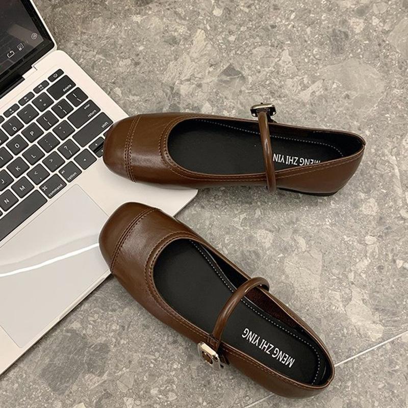 

Flat silver single shoes women s 2025 new spring and summer Mary Jane shoes French with skirt gentle evening shoes small leather shoes 40 коричневый