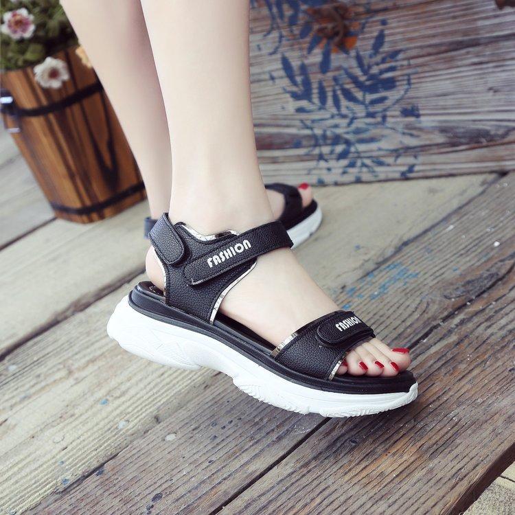 Sports Sandals Women's Summer New Flat-soled Beach Shoes Student Platform Muffin Versatile Casual Women's Shoes