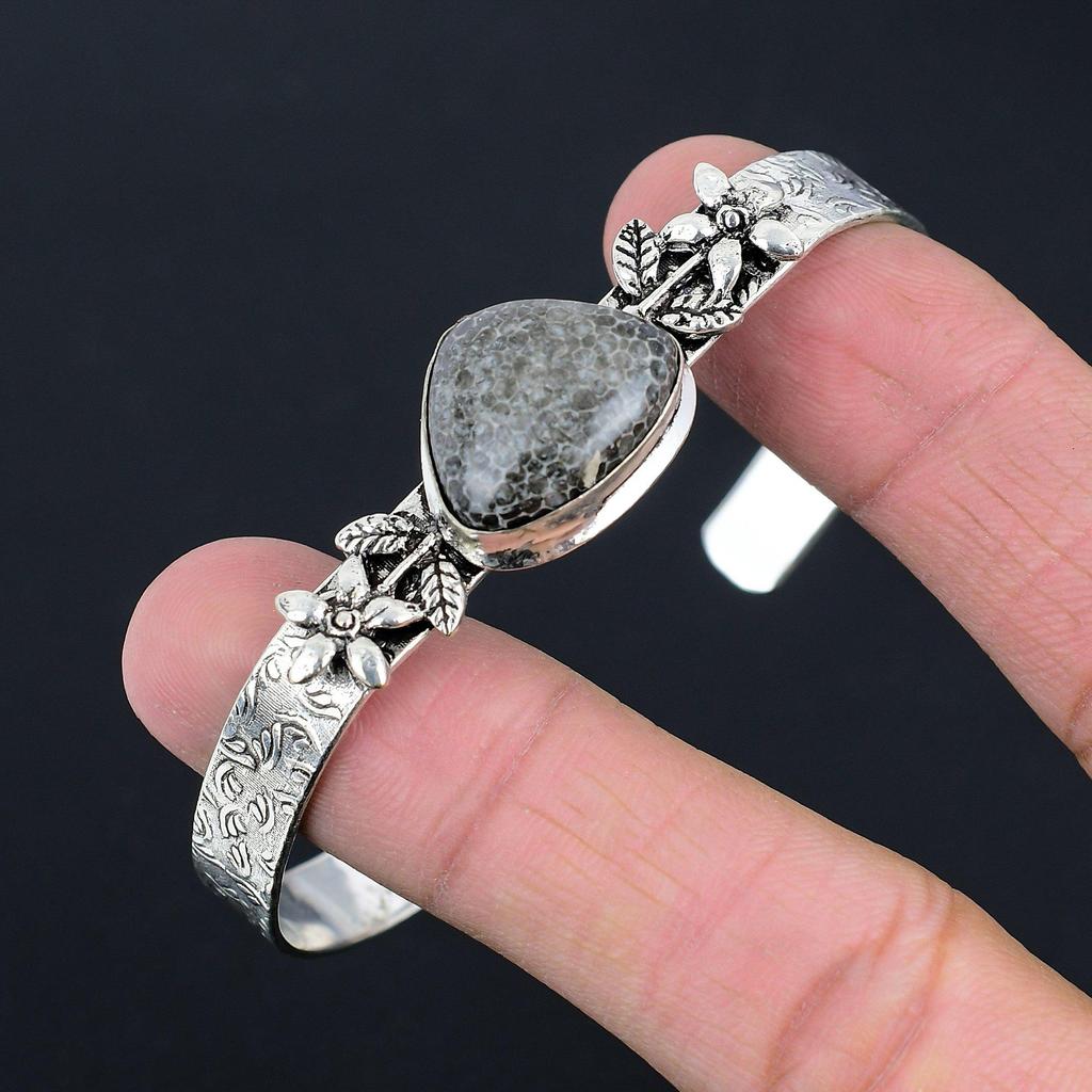 Sterling Silver Trillion Natural Stingray Coral Flower Wedding Bangle Bracelet