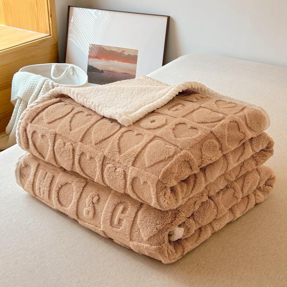 New Thickened Composite Taff Flannel Blanket for Comfortable Nap Double-sided Soft and Portable Not Easily Deformed Lamb Blanket