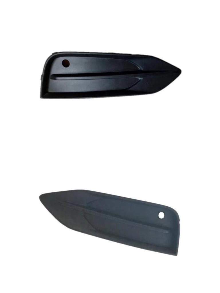 Fog Light Cover for Volvo S90 (2017-2020 Models), Compatible with Parts 31425442 and 31425443.