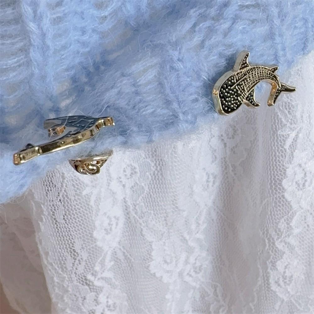 2 Pcs Vintage Whale Dolphin Badge Animal Fish Shaped Metal Badge Whale Dolphin Brooch Female