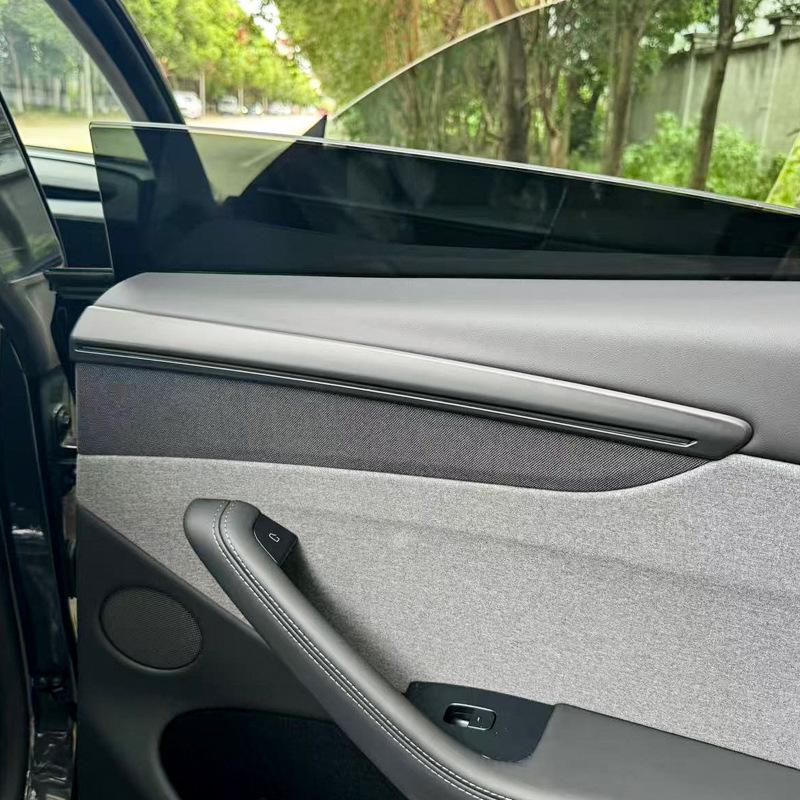 ModelY Facelift Interior Door Side Trim Modification 