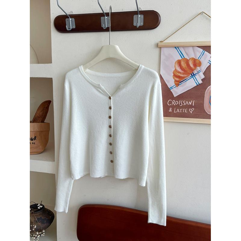 Retro Small Soft Waxy Sweater Knitted Cardigan Women's Autumn and Winter Thin Stacked Coat Bottoming Top