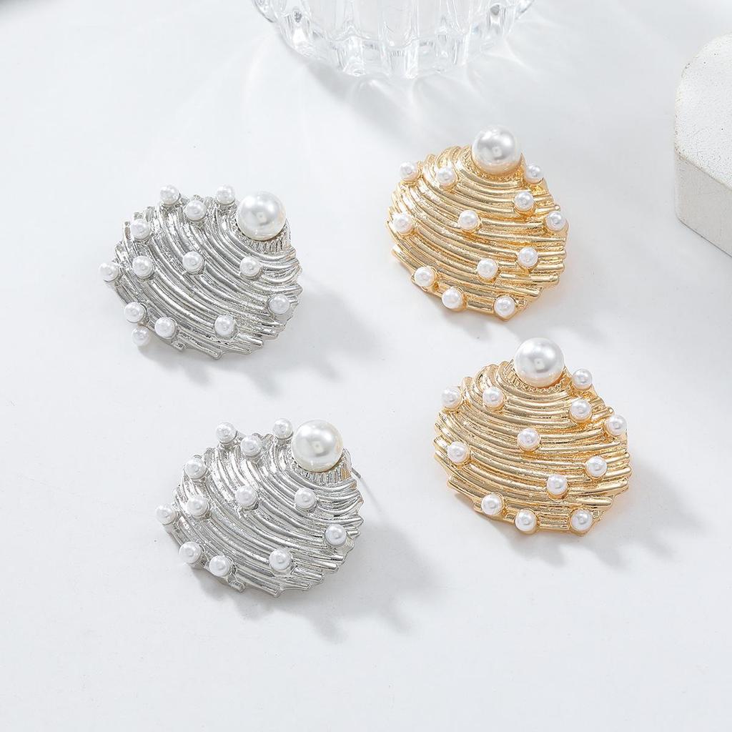 Conch Pearl Ladies Earrings