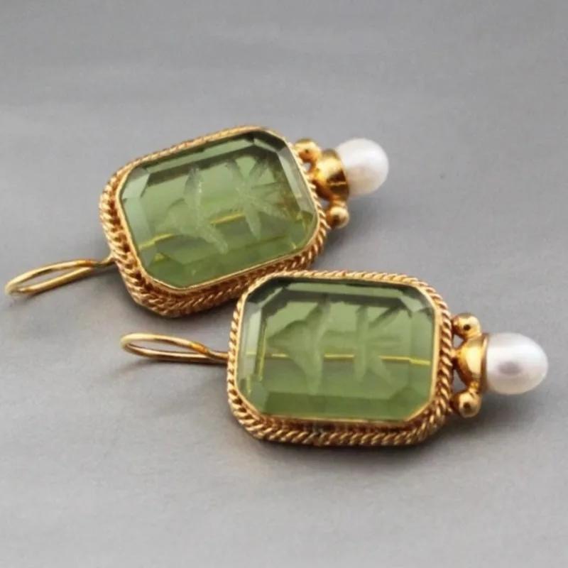 Vintage Inlaid Imitation Pearl Emerald Pendant Earrings for Women Elegant Exquisite Banquet Dangle Earrings Jewelry Accessories