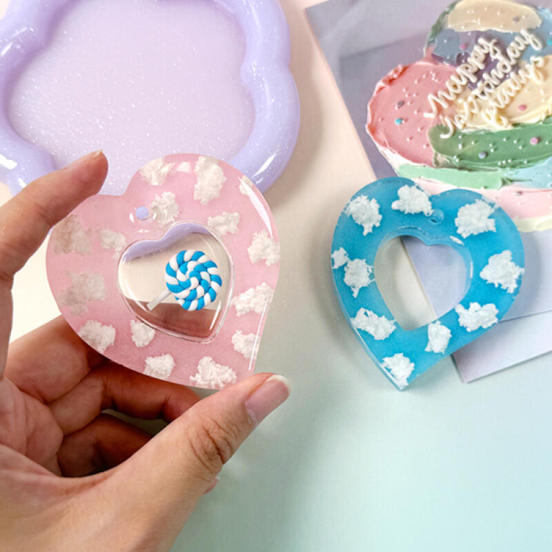 Heart Cloud Shaker Resin Keychain Making - 1-Person Set