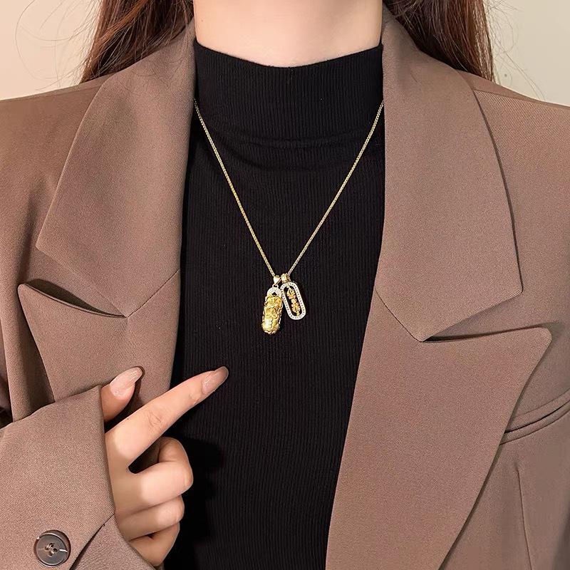 Collier pendentif Pixiu Vajra chinois luxueux pour femmes