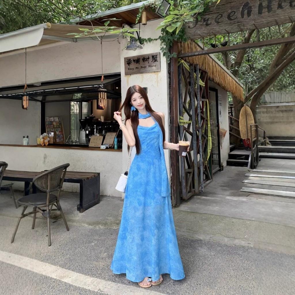 Early summer temperament vacation style French design sense tie-dye blue suspender dress women's 2026 summer new long dress