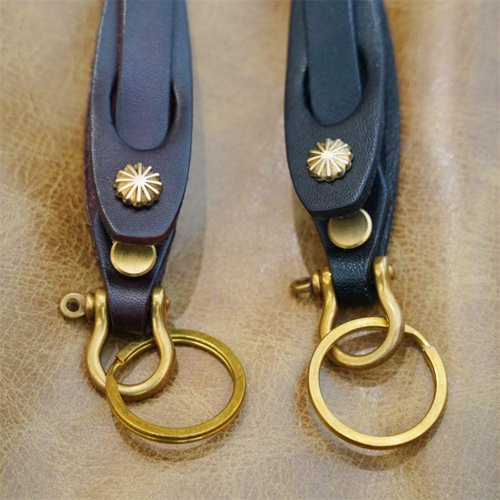 Leather Olive-Shaped Crafts Vintage Style Cowhide Keyring Copper Buckle Keychain  Men Women