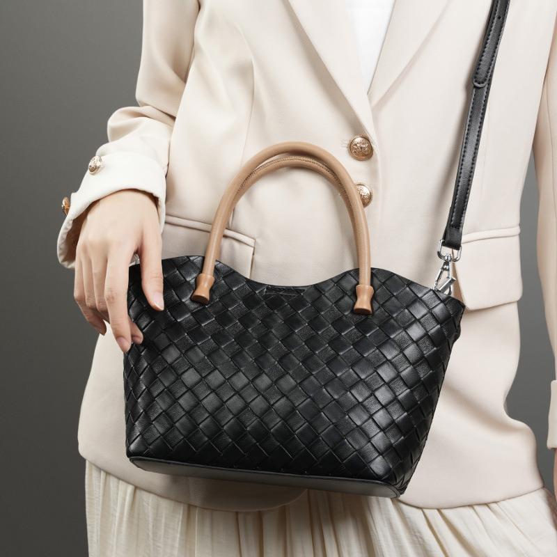 Hand Bag Spring and Summer New Women's Bag Fashion Woven Large Capacity Simple Cowhide Shoulder Portable Leather Bag
