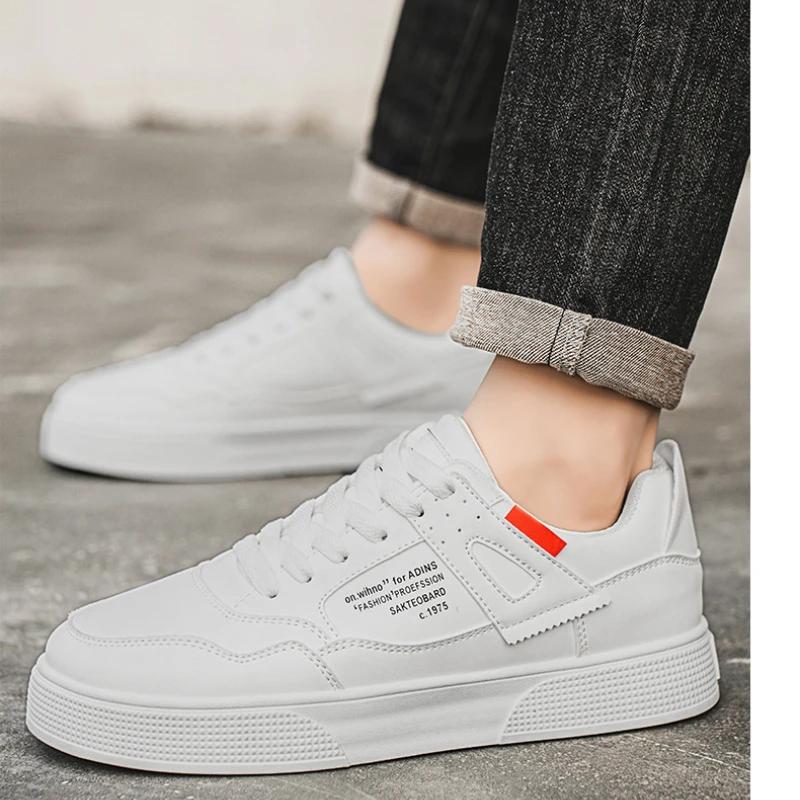 Men Little White Shoes 2025 Spring New Thick Bottom Fashionable Versatile Casual Running Sneakers Youth Walking Casual Shoes