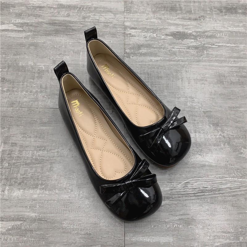 Doudou shoes women's skirt 2025 spring and autumn bow new flat-soled red single shoes soft-soled shallow-mouth ladle shoes