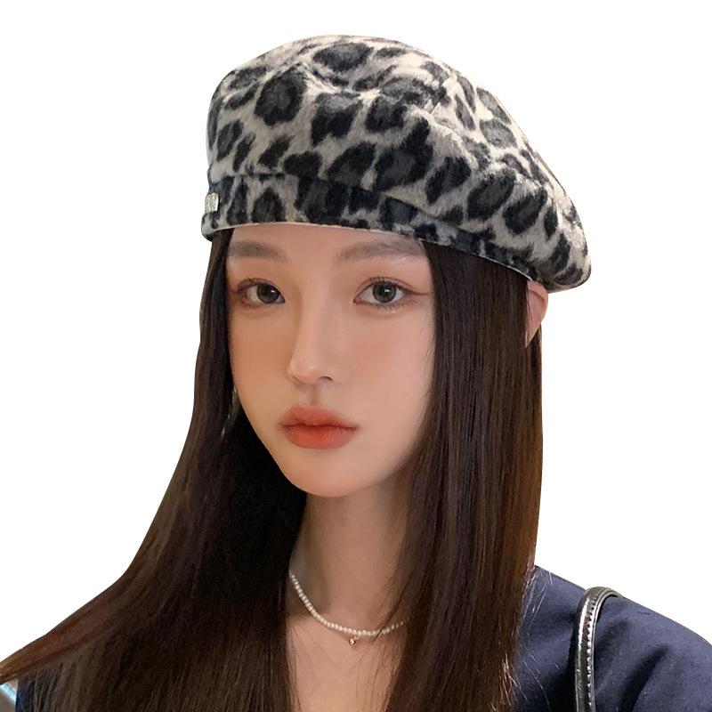Leopard Print Artistic Beret for Women - Autumn/Winter Minimalist British Style Painter Hat