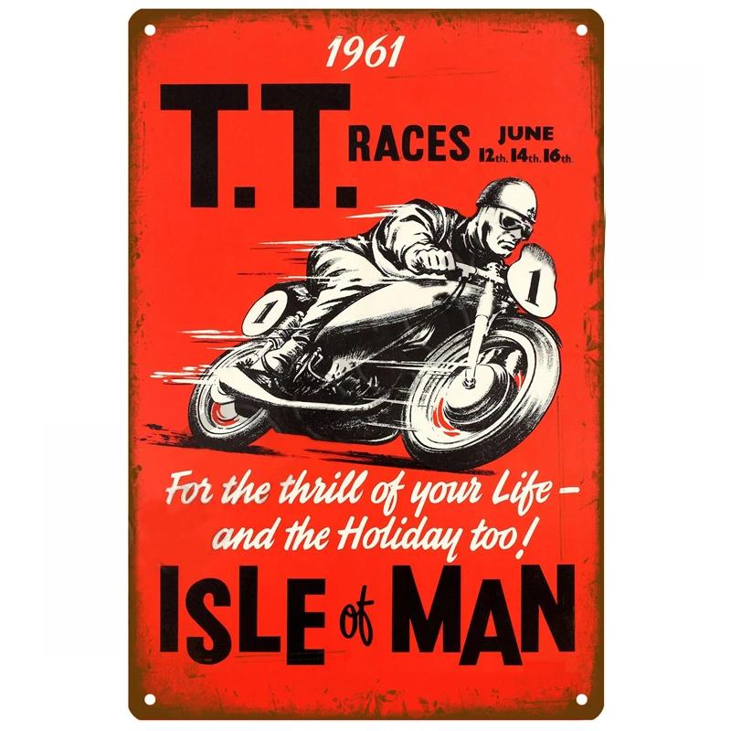 Tt Of Races Poster Vintage Isle of Man Segno di Latta Competizione Motociclistica da Corsa Retrò Placca in Metallo Arrugginito Shabby Decorazione per la Casa