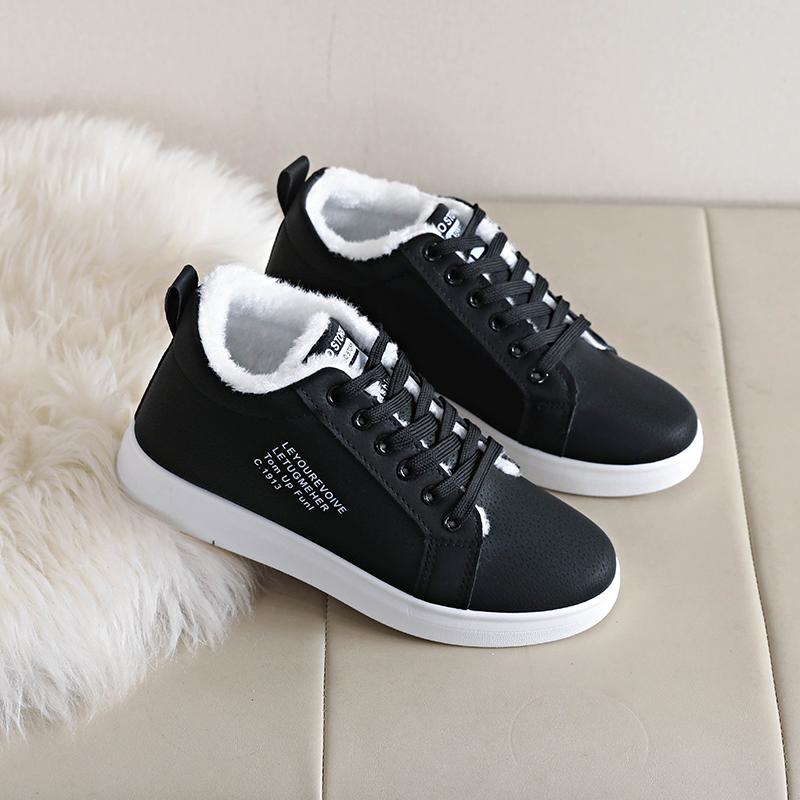 Winter Outdoor Women's Cold Resistant and Warm High Top Sports Shoes, Comfortable, Soft, Versatile, Lace Up Short Boots 2025 New