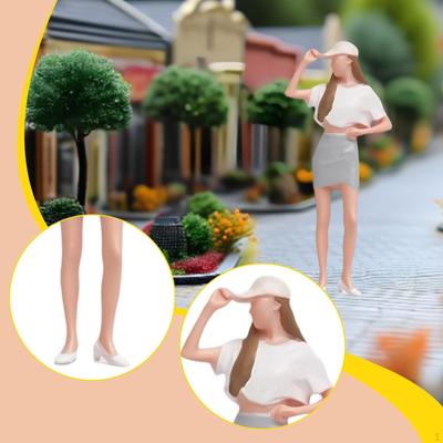 1/64 Scale Hat Girl Figure Tiny People Tabletop Decoration Diorama Accessory Display Mini Rein