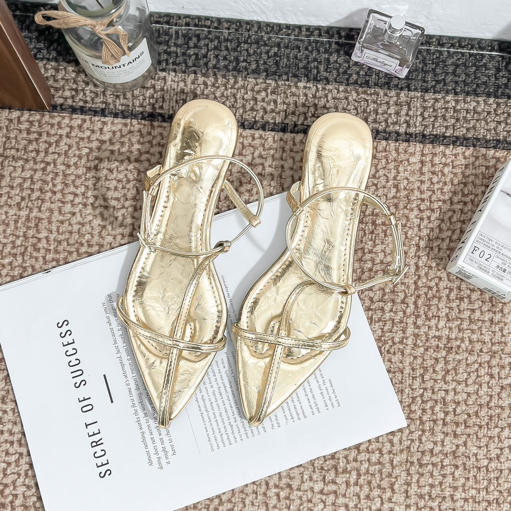 Flat-soled Sandals for Women's Summer Wear Casual Wind Slope Heel Pointed Sandals Fashion Women's Shoes 2025 New Shoes for Women