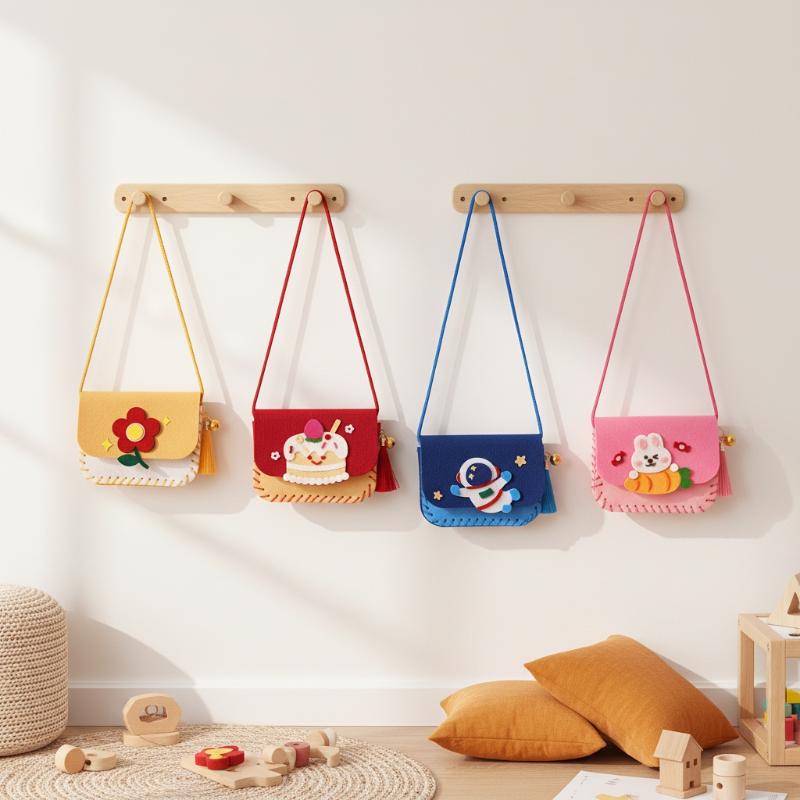 Felt Bag Making Kit for Children DIY Sewing Toy Art Craft Crossbody Bag for Kindergarten Classroom Activity