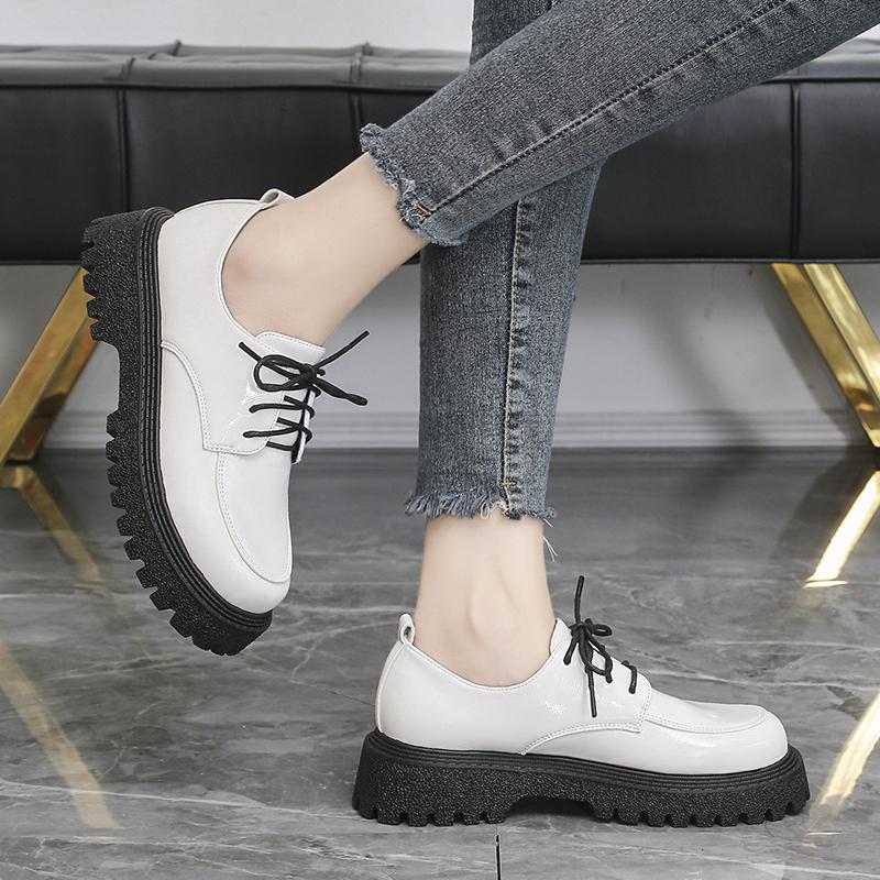 Rimocy Womens Oxford Platform Patent Leather Shoes  Spring Autumn Lace Up Women Flats Vintage Round Toe Casual Shoes Loafers