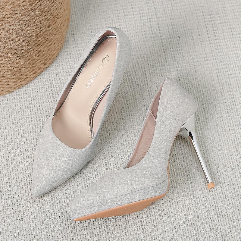 

Основные свадебные туфли женские 2025 весна новые свадебное платье свадебные туфли не устают ноги подружка невесты светская львица высокие каблуки 663-CR1 38 серебряный