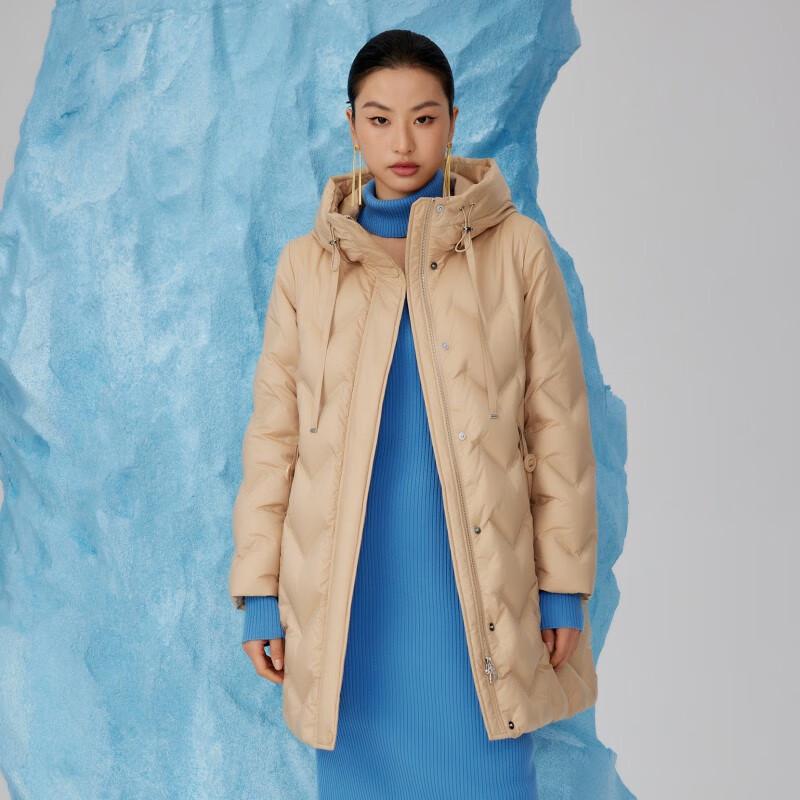 

Женский пуховик средней длины с капюшоном Gejin, 90% утиный пух S