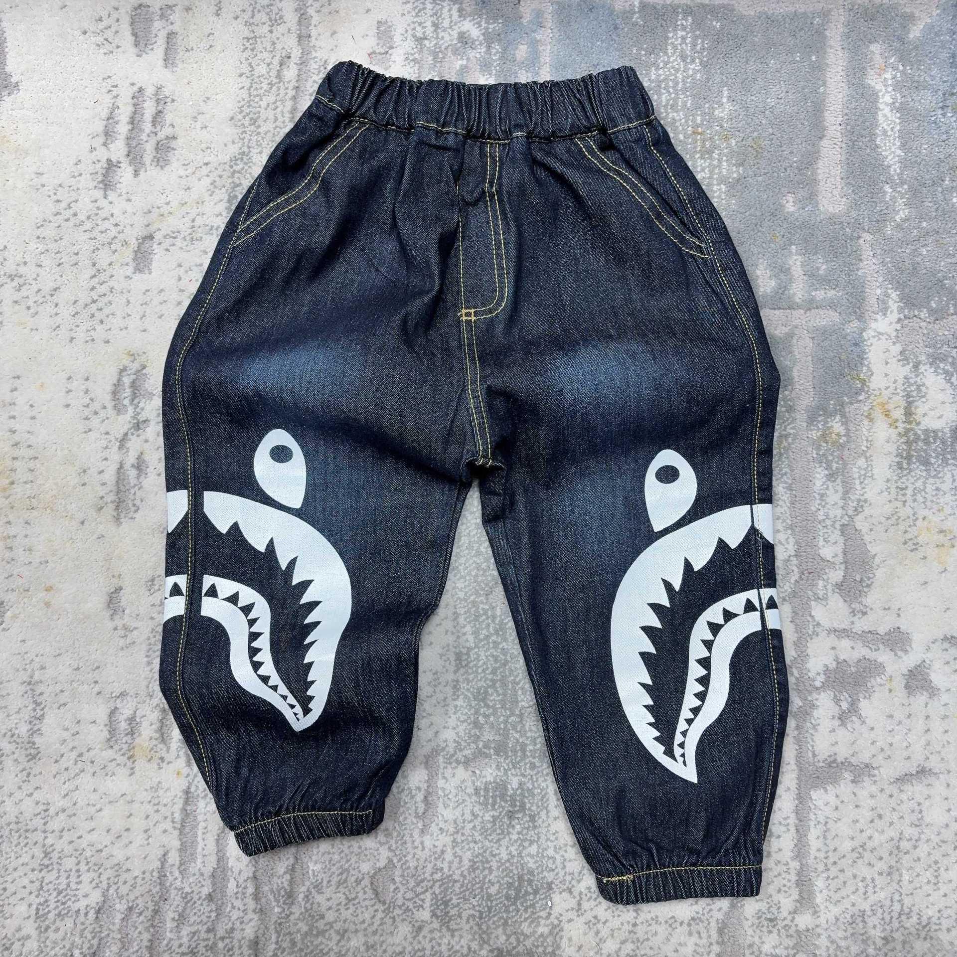 

2078 Dual-Sided Shark Children s Spring/Autumn Jeans 120