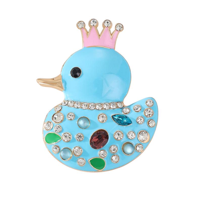 1Pcs Enamel Animal Brooch Lovely Wear Crown Duck Brooches For Women'S Clothes Backpack Pins Gifts