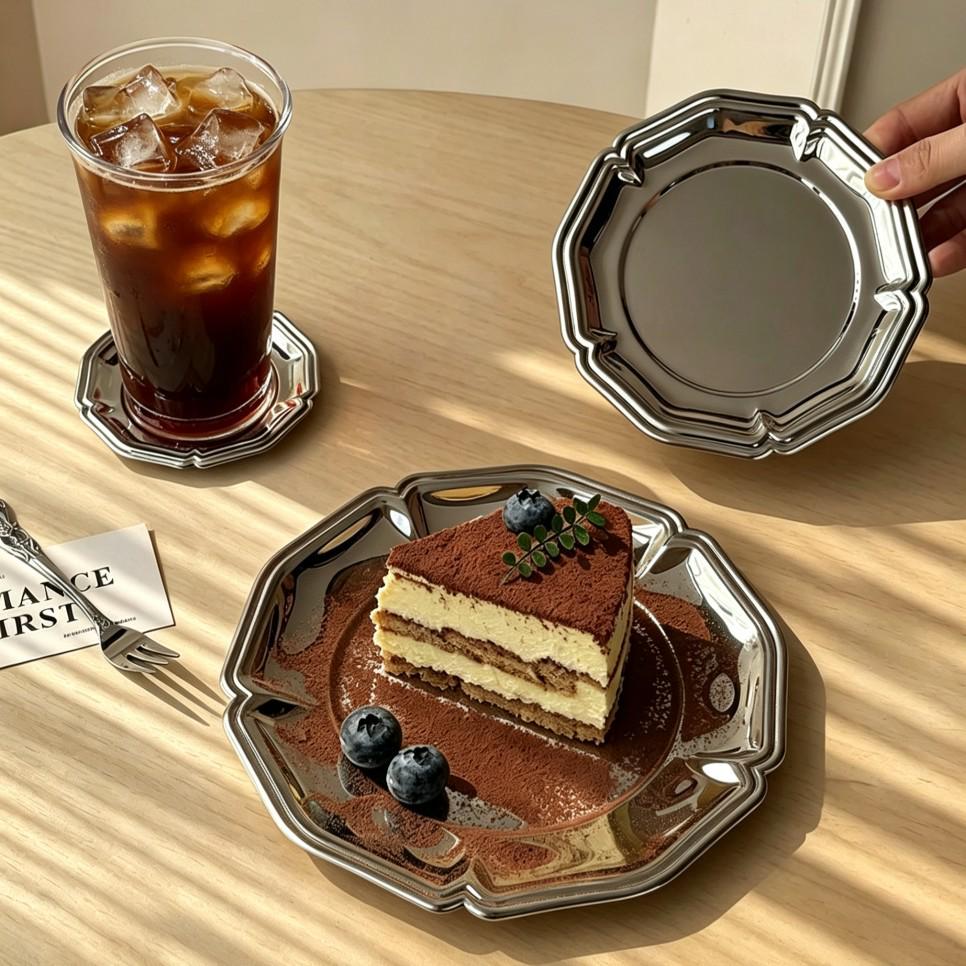 Geprägte Kuchenplatte & Tablett aus 304 Edelstahl, Retro-Untertasse, Schmuckaufbewahrung, Kleine Dekoplatte.