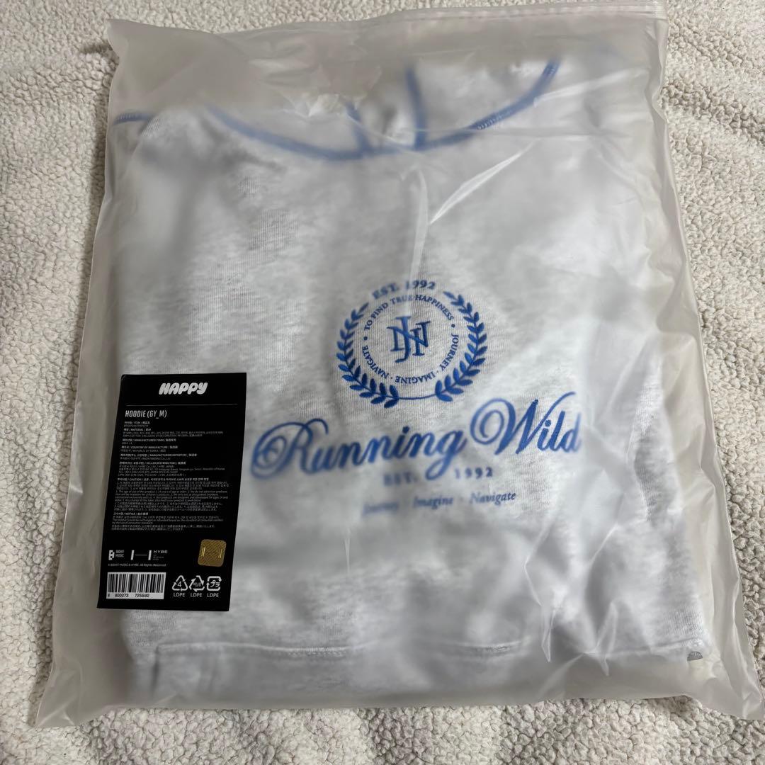 

[USED] BTS Jin Happy Hoodie