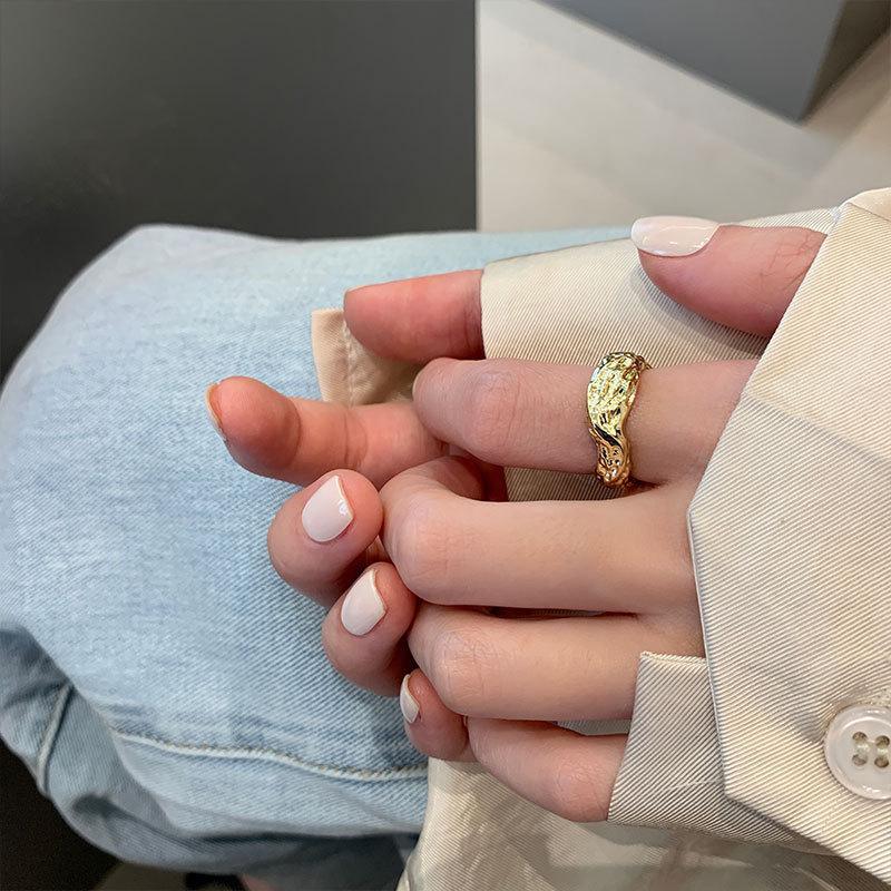 Inspired Korean Sophisticated Irregular Design Ring Perfect For Trendy Fashion Womens