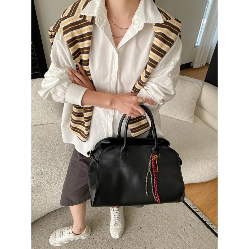 Sinan Elegant French Style Loose Fit Side Slit Commute Shirt for Early Spring (SN8525) One Size белый