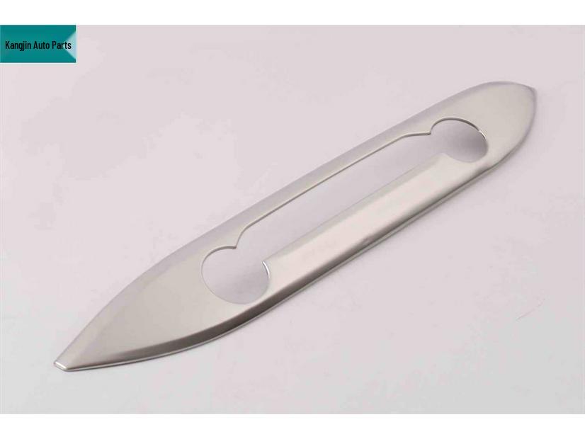 Ford 2019 Focus Innenraum Mod: Silberner Edelstahl-Lautsprecherring für die erste Reihe, Leselicht und Handschuhfach