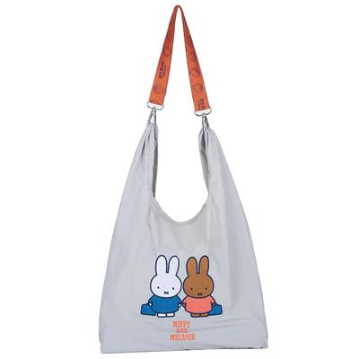 Miffy Tygväska [Shopper med Rem] 2-Vägs Handväska, Axelväska, Sidoväska, Miljövänlig Väska, Vikbar, Lättviktig, Jordgubbe