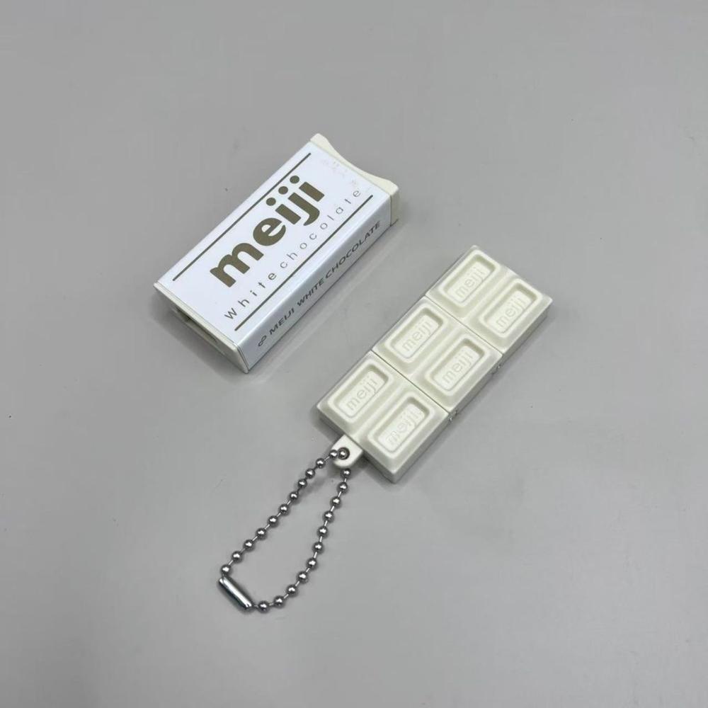 Creative 3D Ornament Simulation Keychain, Simulated Meiji Chocolate Fidget Toy, Stress Relief Funny Key Bag Pendant Child Gift