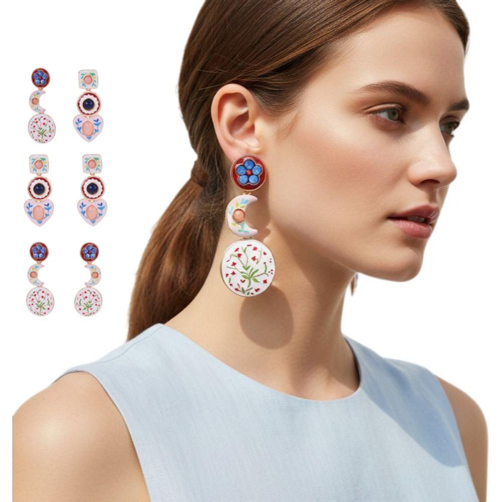 Flower Shape Stud Earrings Enamel Material Bohemian Earrings Stylish Geometric Earrings For Women