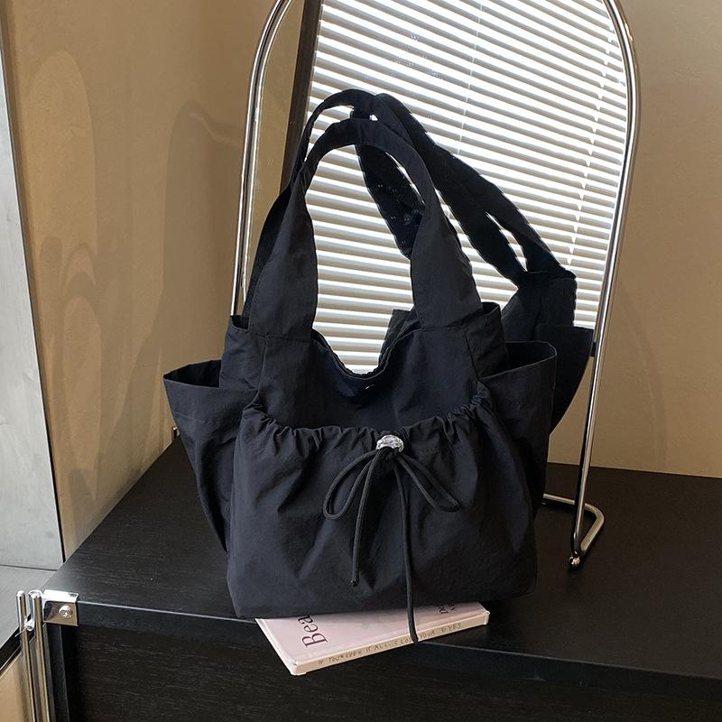 Large Capacity Tote Bag Women's Lightweight Commuter Shoulder Bag Pleated Drawstring Nylon Bag