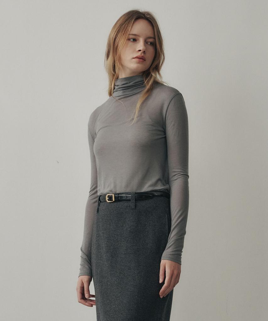 Leumeme High Neck Essential T-Shirt Charcoal