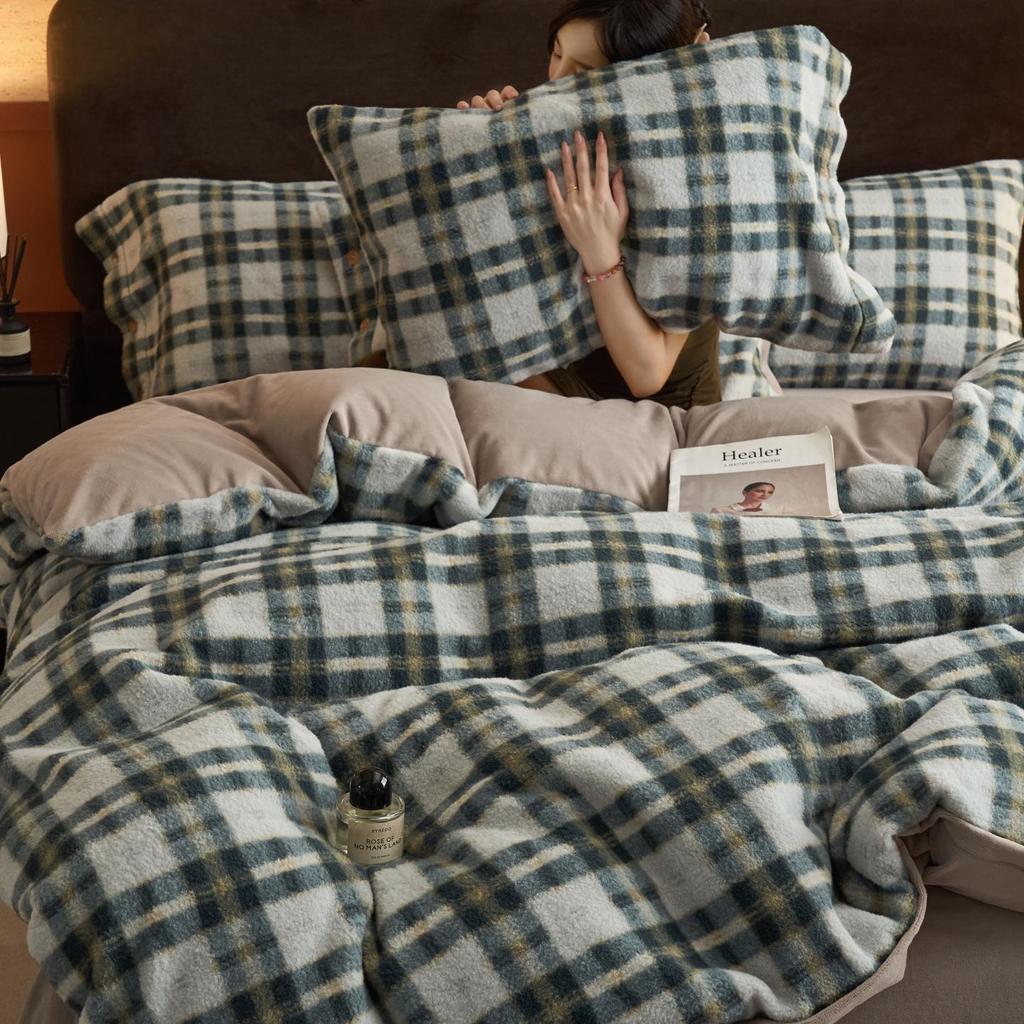 Class A Winter Thickened Milk Velvet 4-Piece Bedding Set: Double-Sided Fleece Duvet Cover, Coral Fleece, Mother and Baby Grade, Warm and Cozy