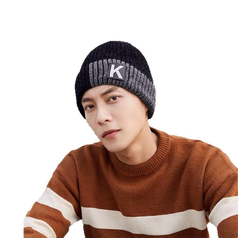 New Winter Cold Cotton Outdoor Ear Protection Fashion Chenille Warm Beanies Knitted Hat for Women and Men