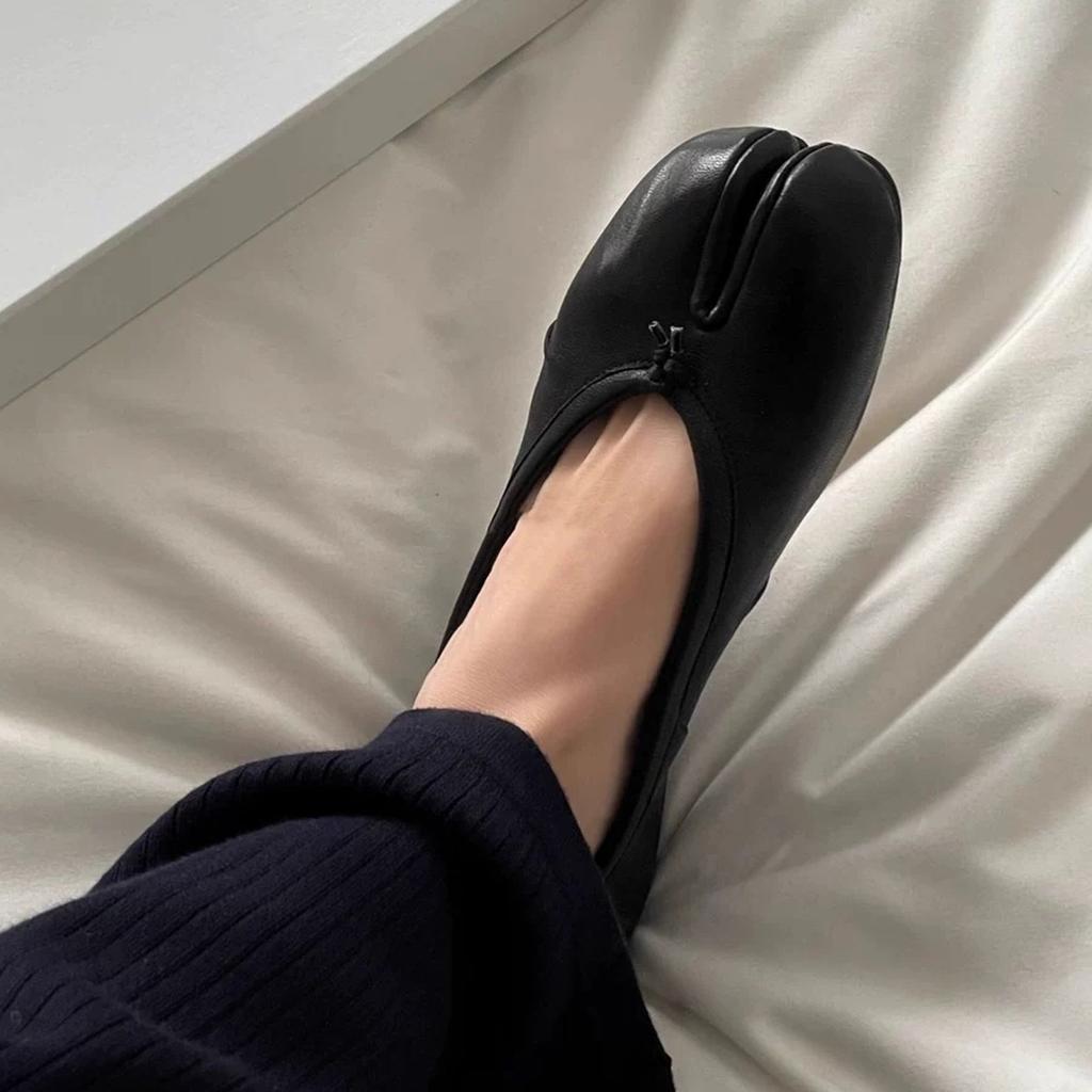 Cowhide Version~ Retro Split-toed Pleated Ballet Shoes Women's Pig's Trotters Shoes One-pedal Versatile Flat Mary Jane Single Shoes