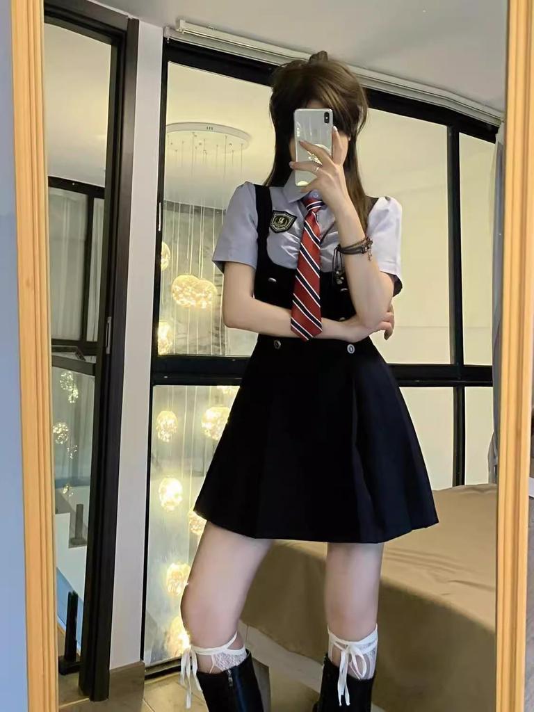 Petite Summer College-Style Skirt Set: Slim, Sweet & Cool