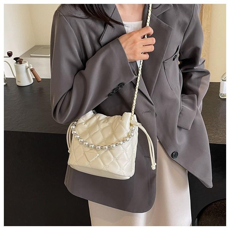 IELGY Summer Diamond Embroidered Bucket Bag All-Match Chain Crossbody Bag