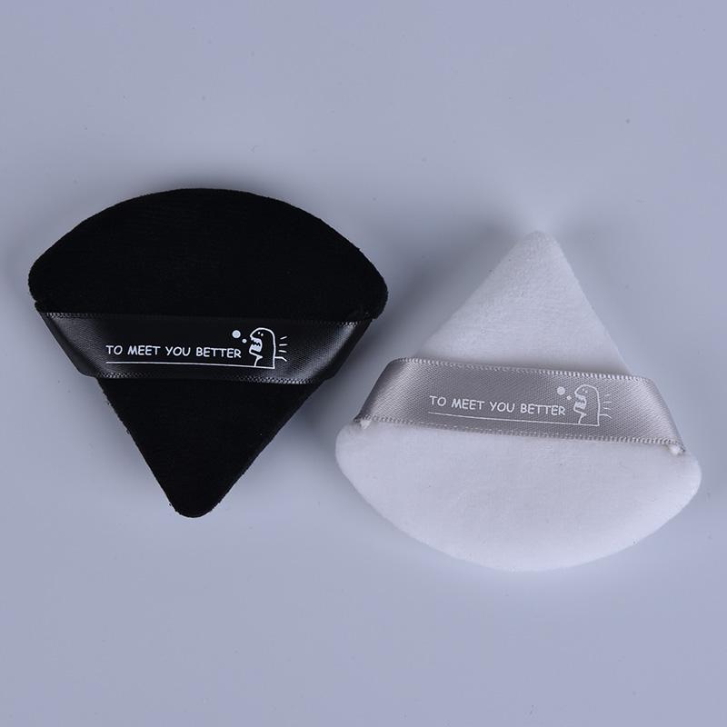 2Pcs Portable Soft Triangle Velvet Cosmetic Puffs Mini Makeup Sponge Makeup Tool