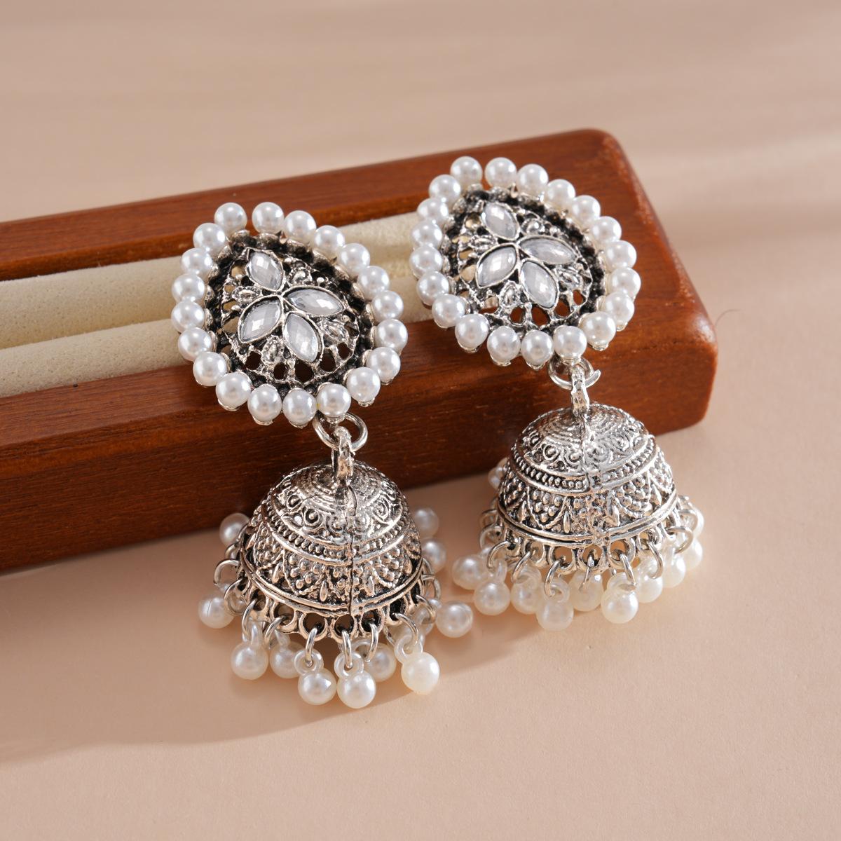 

DIGADAGU Alloy Imitation Pearl Bell Geometric Dangle Earrings New Simple Retro Earrings Women s Party Zircon Accessories медный