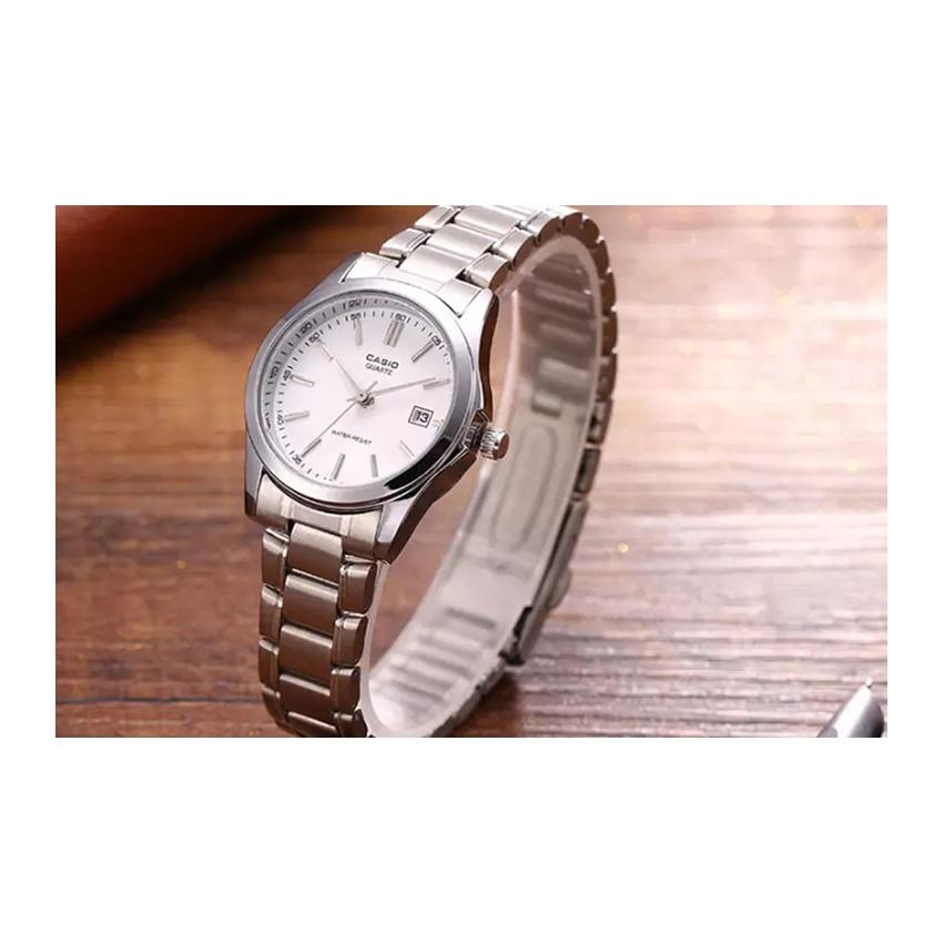 CASIO G Shock LTP 1183A 7A LTP-1183A-7A
