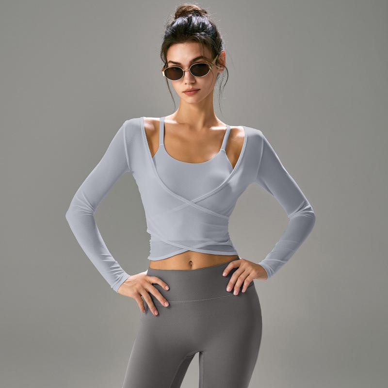 Women's Professional Yoga Set: Long Sleeve, Waist-Cinching, Slimming Two-Piece for Pilates with Chest Pads.