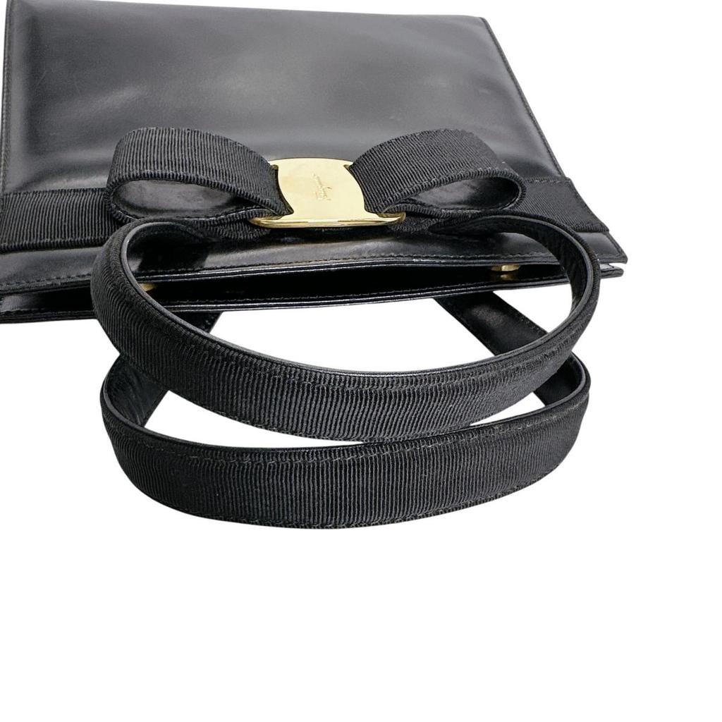 Salvatore Ferragamo Compact Vara Ribbon Handbag Handbag Leather Black Women Used