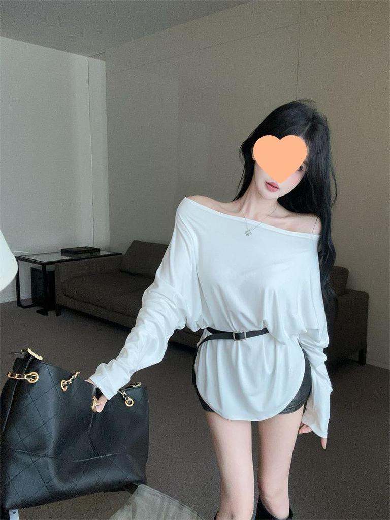Korean Style One-Shoulder Long-Sleeve Women's T-Shirt, Slimming and Flattering Autumn Base Layer with Belt, Beautiful New Arrival
