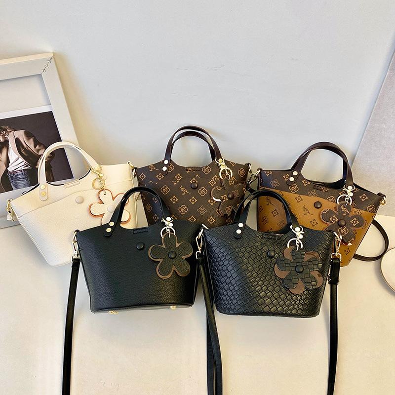 Women's bag popular shoulder bag women's new versatile texture messenger bag classic retro portable bucket bag